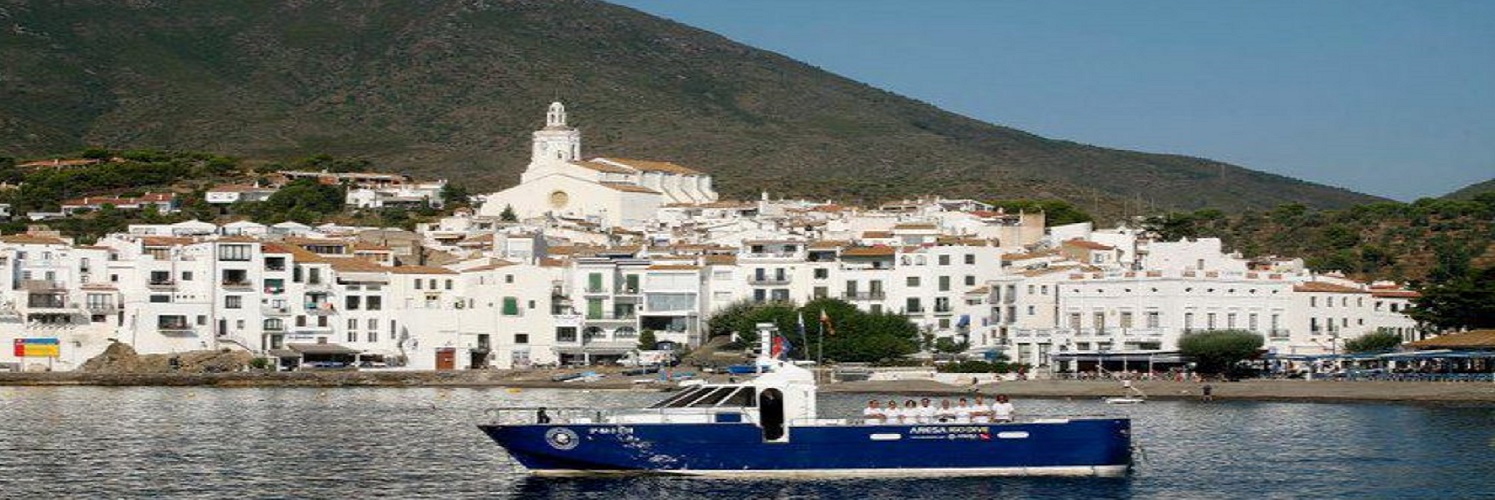 a-vaixells-en-lloc-del-barco-amb-la-roca-974685598